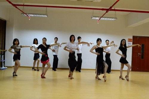 沾河成人舞蹈教学视频,轻松入门，舞动人生