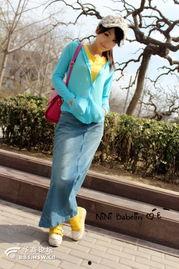 女成人牛仔裙视频,女成人牛仔裙魅力瞬间