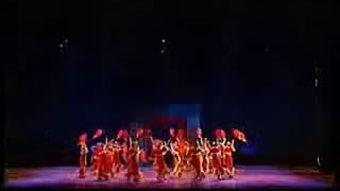 新春序曲成人灯笼舞视频,欢腾喜庆的成人舞动盛宴