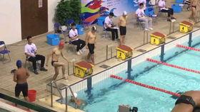 成人游泳比赛女生视频大全